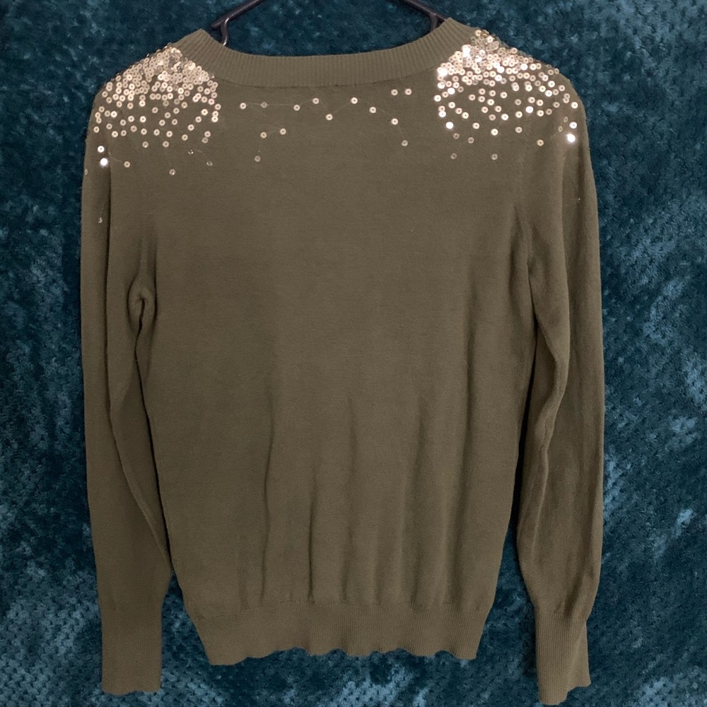 Express Sweater - Picture 4 of 4